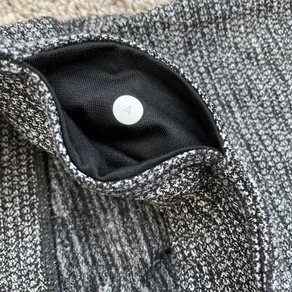 Lululemon leggings - Picture 4 of 5